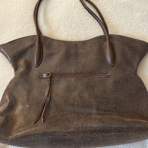 Sorial brown genuine snakeskin leather shoulder bag.